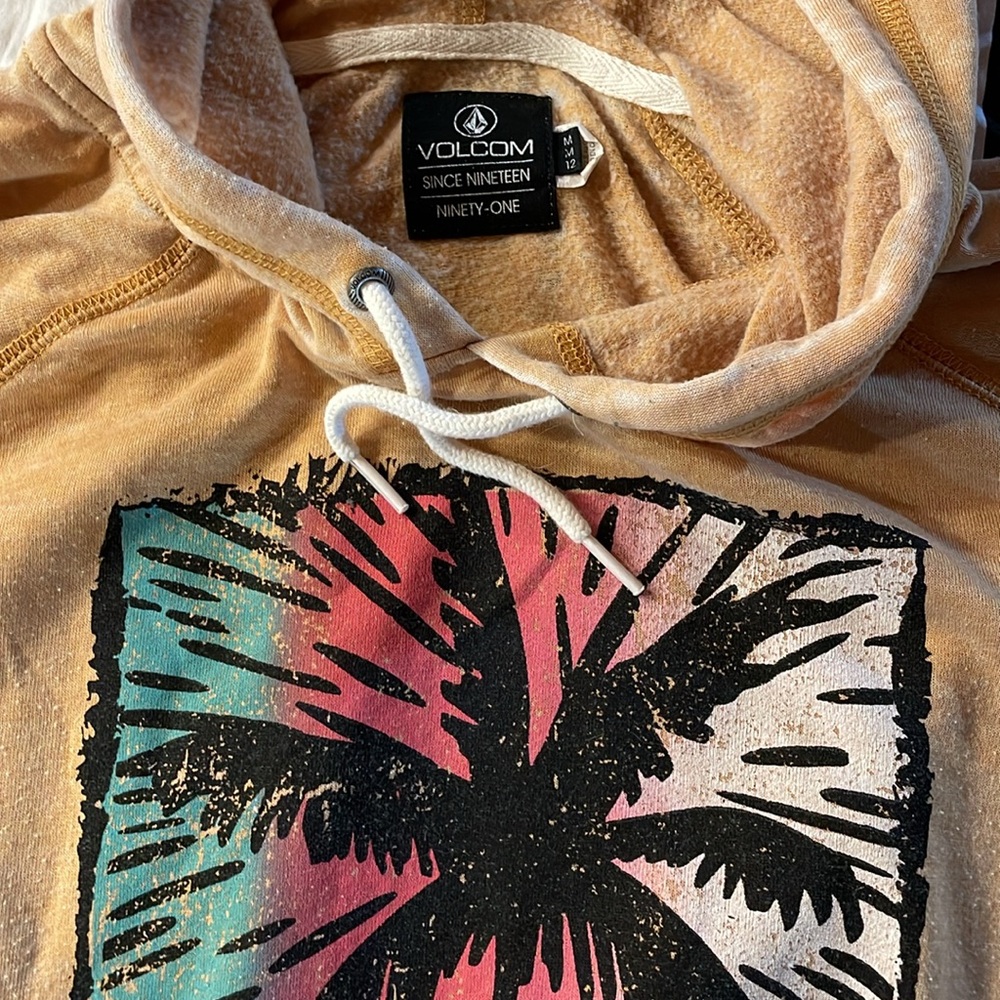 Volcom thin sweatshirt